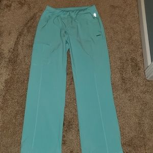 Cherokee infinity scrub pant